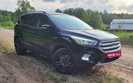 Ford Kuga III, 2017 год, 1 650 000 рублей, 3 фотография
