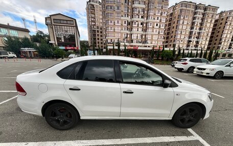 Volkswagen Polo VI (EU Market), 2013 год, 590 000 рублей, 2 фотография