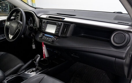 Toyota RAV4, 2016 год, 2 335 000 рублей, 17 фотография