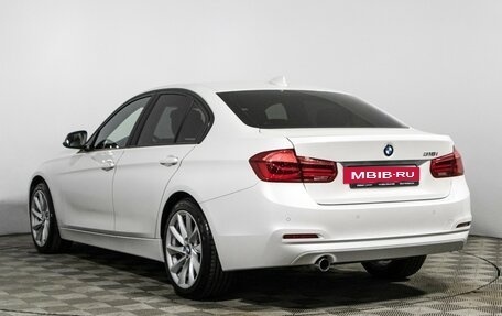BMW 3 серия, 2017 год, 2 289 898 рублей, 7 фотография