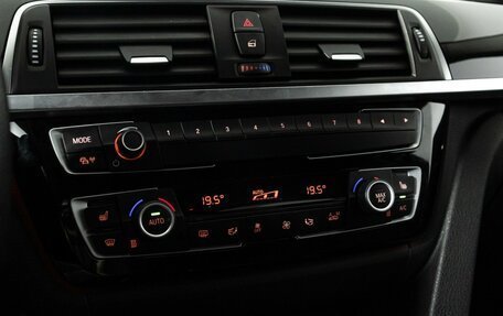 BMW 3 серия, 2017 год, 2 289 898 рублей, 16 фотография