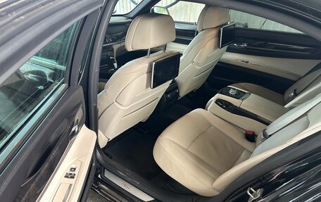BMW 7 серия, 2012 год, 1 700 000 рублей, 16 фотография
