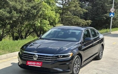 Volkswagen Jetta VII, 2021 год, 1 450 000 рублей, 2 фотография