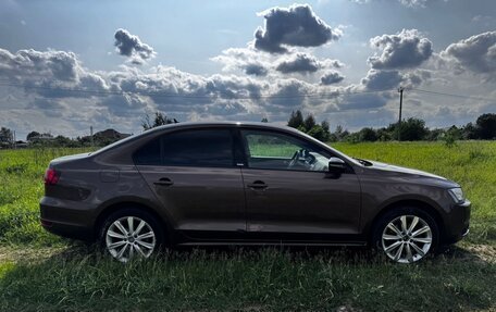 Volkswagen Jetta VI, 2014 год, 1 200 000 рублей, 4 фотография