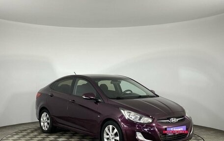Hyundai Solaris II рестайлинг, 2011 год, 685 000 рублей, 2 фотография