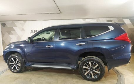 Mitsubishi Pajero Sport III рестайлинг, 2018 год, 3 129 000 рублей, 4 фотография