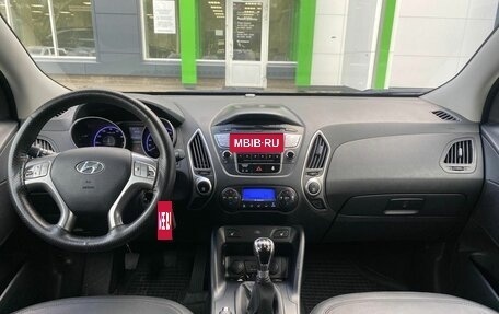 Hyundai ix35 I рестайлинг, 2010 год, 1 150 000 рублей, 12 фотография