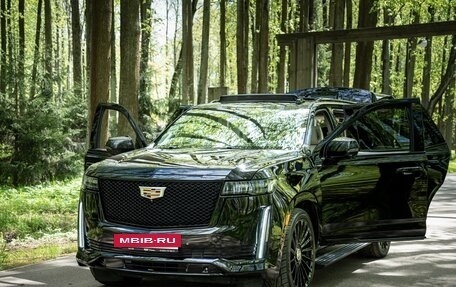 Cadillac Escalade V, 2021 год, 11 700 000 рублей, 19 фотография