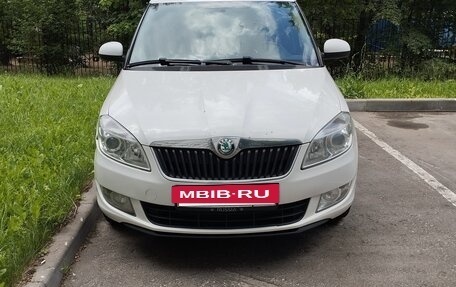 Skoda Fabia II, 2012 год, 690 000 рублей, 3 фотография