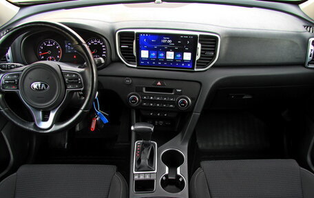 KIA Sportage IV рестайлинг, 2018 год, 1 997 600 рублей, 13 фотография