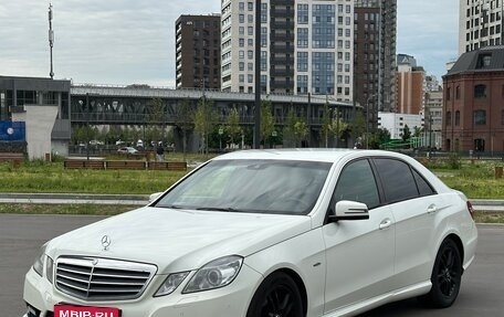 Mercedes-Benz E-Класс, 2011 год, 1 370 000 рублей, 1 фотография