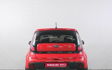 KIA Soul II рестайлинг, 2017 год, 1 499 000 рублей, 6 фотография
