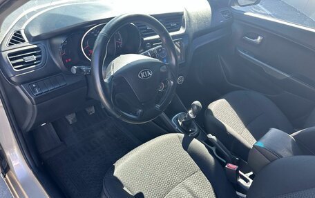 KIA Rio III рестайлинг, 2015 год, 759 000 рублей, 10 фотография