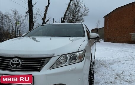 Toyota Camry, 2012 год, 1 750 000 рублей, 3 фотография