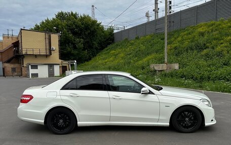 Mercedes-Benz E-Класс, 2011 год, 1 370 000 рублей, 11 фотография