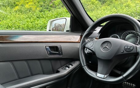 Mercedes-Benz E-Класс, 2011 год, 1 370 000 рублей, 24 фотография