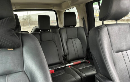 Land Rover Discovery IV, 2010 год, 950 000 рублей, 15 фотография