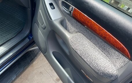 Toyota Land Cruiser Prado 120 рестайлинг, 2007 год, 1 830 000 рублей, 12 фотография