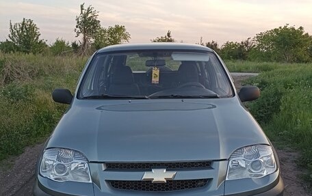 Chevrolet Niva I рестайлинг, 2012 год, 730 000 рублей, 1 фотография