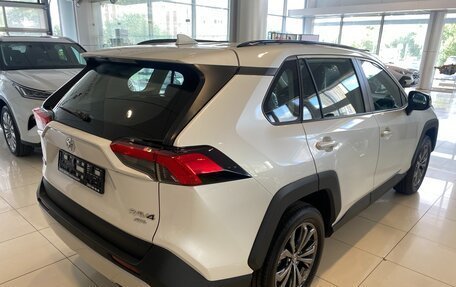 Toyota RAV4, 2025 год, 3 990 000 рублей, 7 фотография