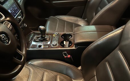 Volkswagen Touareg III, 2011 год, 2 800 000 рублей, 7 фотография