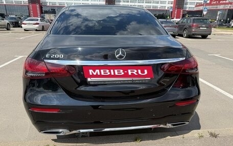 Mercedes-Benz E-Класс, 2022 год, 4 550 000 рублей, 7 фотография