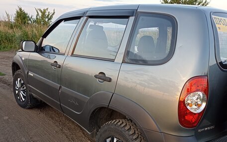 Chevrolet Niva I рестайлинг, 2012 год, 730 000 рублей, 5 фотография