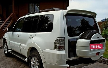 Mitsubishi Pajero IV, 2012 год, 2 000 000 рублей, 14 фотография