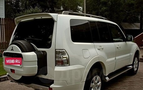 Mitsubishi Pajero IV, 2012 год, 2 000 000 рублей, 12 фотография
