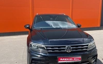 Volkswagen Tiguan II, 2019 год, 3 020 000 рублей, 1 фотография
