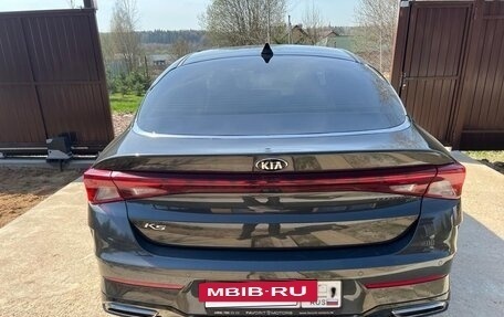 KIA K5, 2021 год, 2 600 000 рублей, 2 фотография