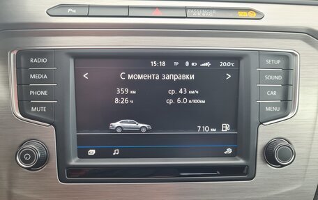 Volkswagen Passat B8 рестайлинг, 2017 год, 1 450 000 рублей, 10 фотография