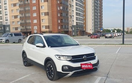 Volkswagen T-Cross I, 2020 год, 1 720 000 рублей, 3 фотография