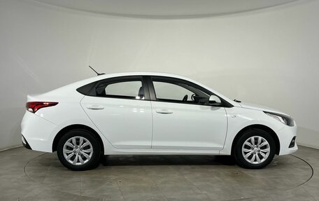 Hyundai Solaris II рестайлинг, 2017 год, 1 110 000 рублей, 5 фотография