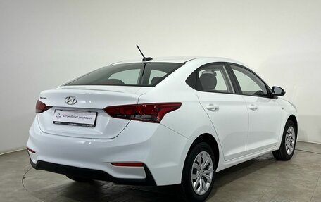 Hyundai Solaris II рестайлинг, 2017 год, 1 110 000 рублей, 4 фотография