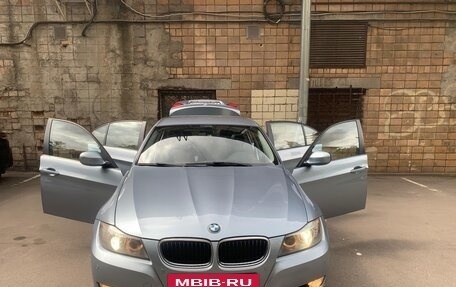 BMW 3 серия, 2010 год, 1 222 000 рублей, 2 фотография