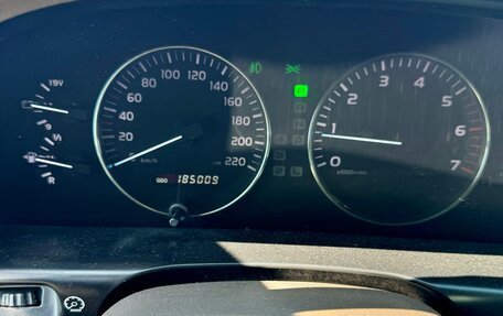Toyota Land Cruiser 100 рестайлинг 2, 2006 год, 3 100 000 рублей, 9 фотография