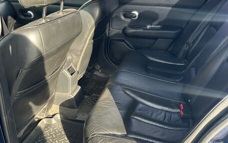 Nissan Tiida, 2010 год, 800 000 рублей, 10 фотография
