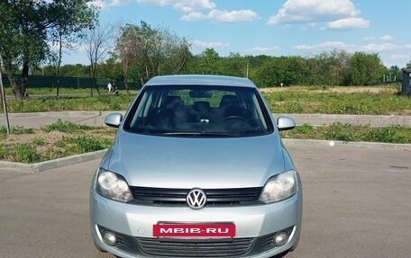 Volkswagen Golf Plus II, 2011 год, 655 000 рублей, 2 фотография