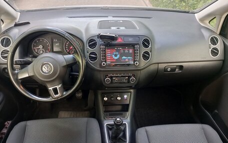 Volkswagen Golf Plus II, 2011 год, 655 000 рублей, 16 фотография