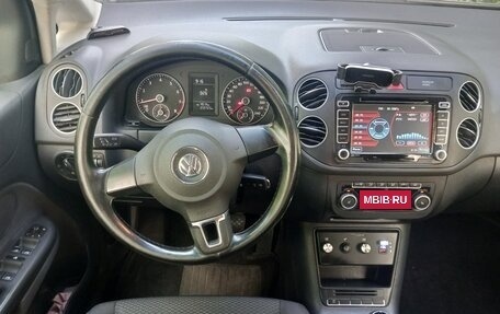 Volkswagen Golf Plus II, 2011 год, 655 000 рублей, 20 фотография
