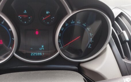 Chevrolet Cruze II, 2013 год, 650 000 рублей, 10 фотография