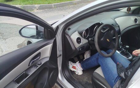 Chevrolet Cruze II, 2013 год, 650 000 рублей, 9 фотография