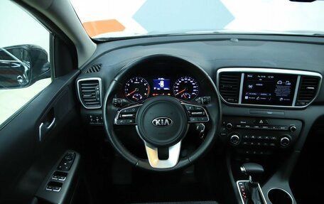 KIA Sportage IV рестайлинг, 2021 год, 2 390 000 рублей, 10 фотография