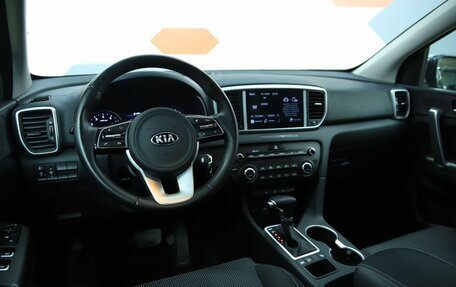KIA Sportage IV рестайлинг, 2021 год, 2 390 000 рублей, 11 фотография