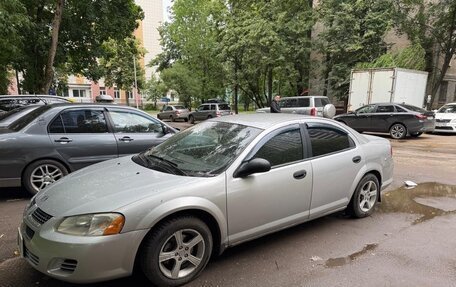 Dodge Stratus II, 2004 год, 390 000 рублей, 2 фотография