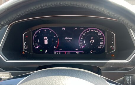 Volkswagen Tiguan II, 2019 год, 3 020 000 рублей, 13 фотография
