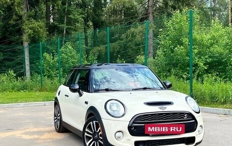 MINI Hatch, 2017 год, 2 150 000 рублей, 2 фотография