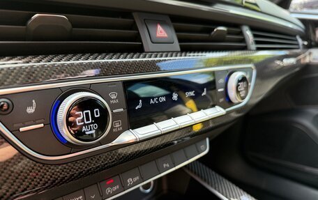 Audi RS 4, 2020 год, 7 990 000 рублей, 25 фотография