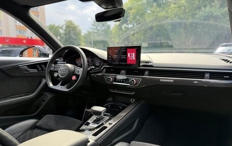 Audi RS 4, 2020 год, 7 990 000 рублей, 24 фотография